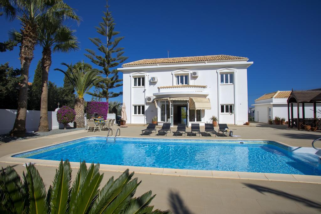 Villa Georgia Pernera Esterno foto